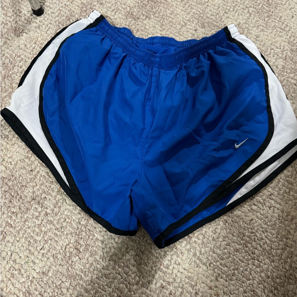 Running shorts